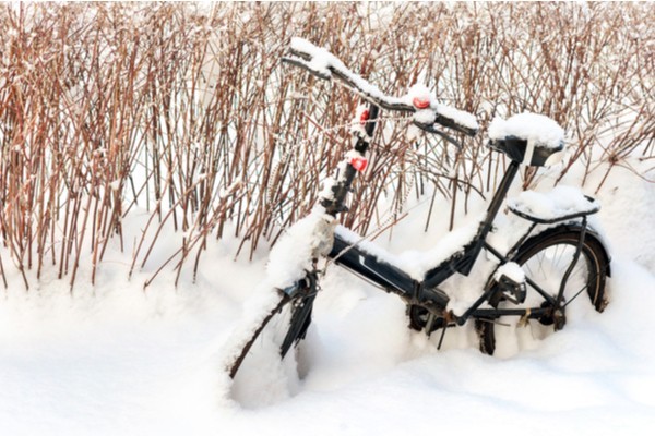 bike in snow