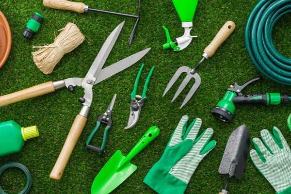 garden tools